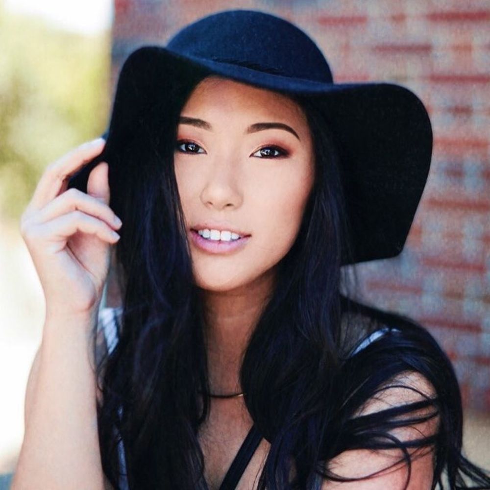 Meet your Posher, Catherine